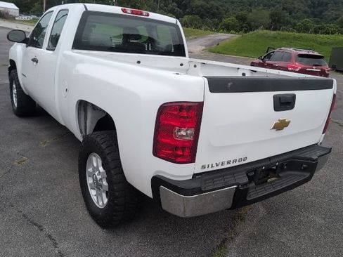 Used 2012 Chevrolet Silverado 2500 W/T AWD/4WD image 6