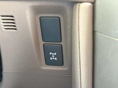 Used 2019 Lexus GX 460 Premium AWD/4WD image 35