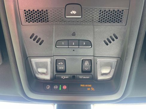 Used 2023 Cadillac XT5 Premium Luxury FWD image 31
