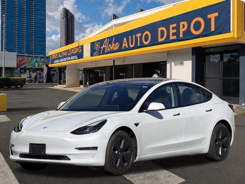 Used 2022 Tesla Model 3 RWD image 1