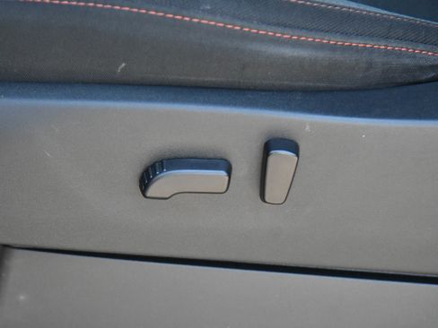 Used 2022 Nissan Frontier Pro-X RWD image 16