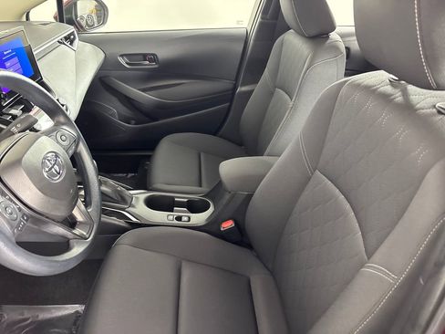 Certified 2025 Toyota Corolla LE image 8