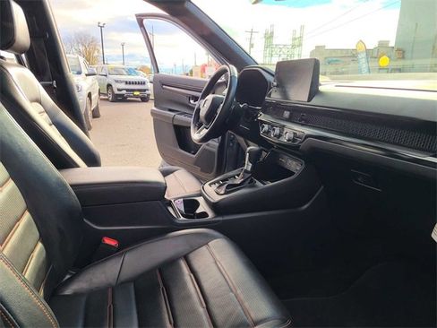 Used 2024 Honda CR-V Sport Touring image 18