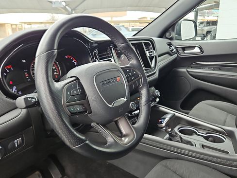Used 2022 Dodge Durango SXT w/ Blacktop Package image 9