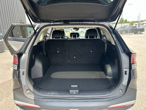 Used 2024 Kia Sportage EX FWD image 20