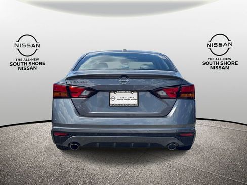 Used 2025 Nissan Altima 2.5 SV w/ SV Special Edition Package FWD image 6