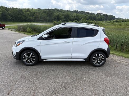 Used 2022 Chevrolet Spark ACTIV FWD image 2