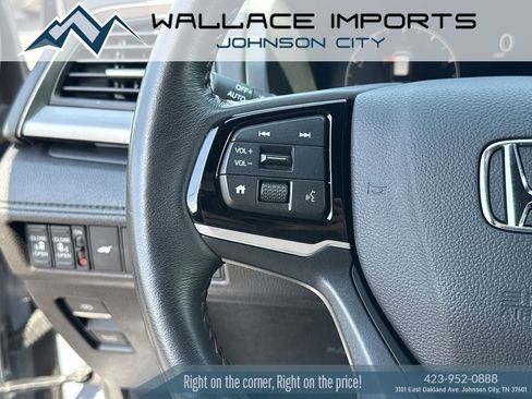 Used 2025 Honda Odyssey Sport-L image 29