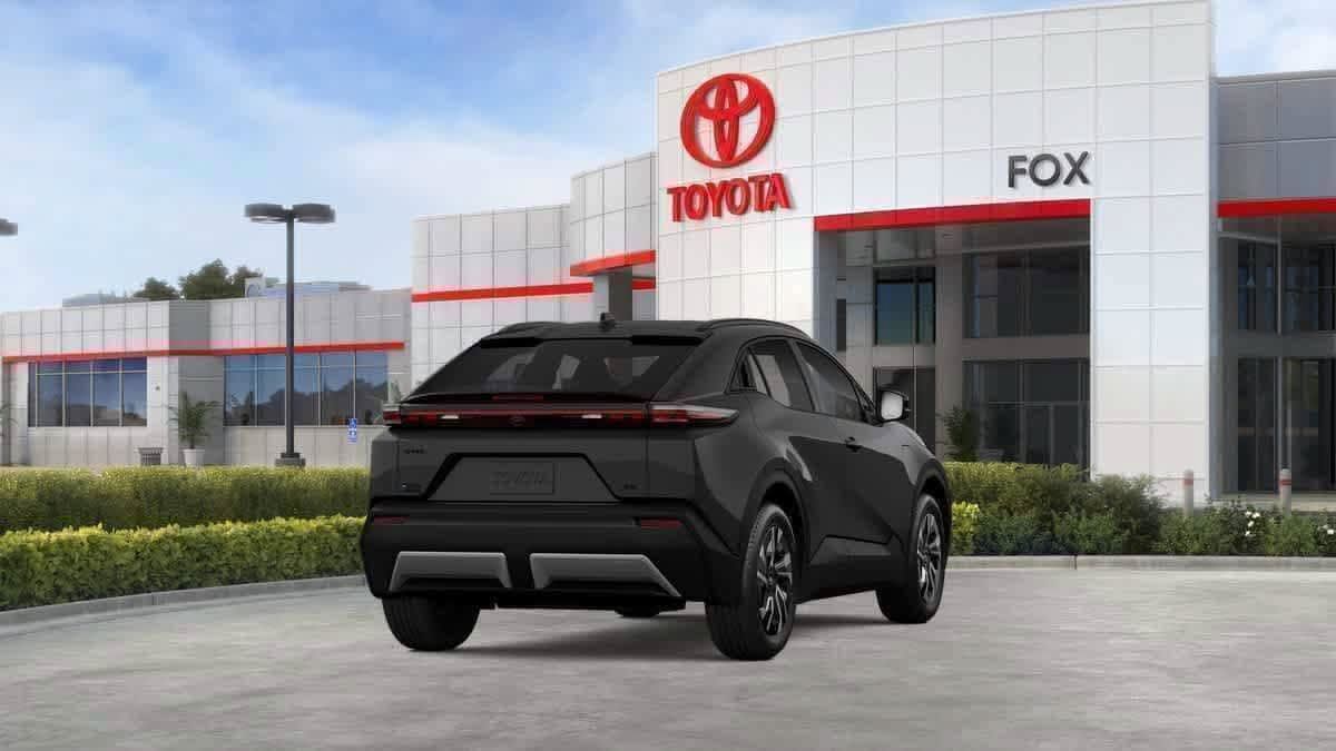 New 2026 Toyota C-HR AWD/4WD image 9