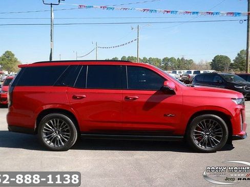 Used 2023 Cadillac Escalade V AWD/4WD image 4