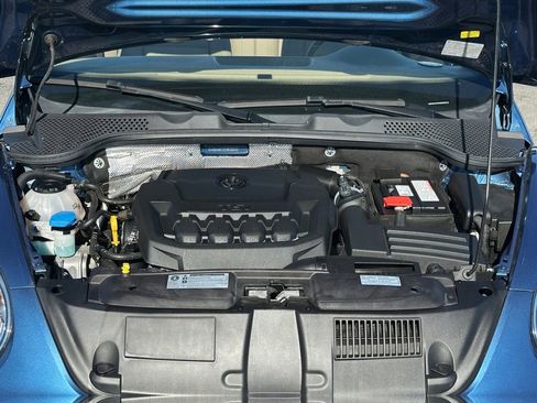 Used 2019 Volkswagen Beetle 2.0T S image 26