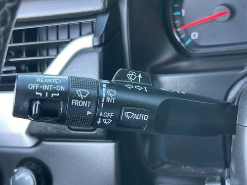 Used 2020 GMC Yukon XL SLT AWD/4WD image 47