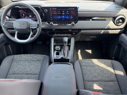 New 2025 Chevrolet Colorado Z71 w/ Midnight Edition image 31