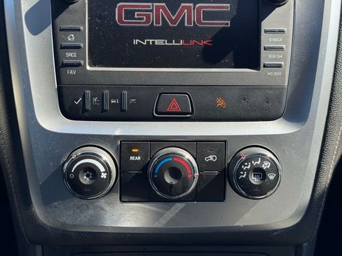 Used 2016 GMC Acadia SLE image 16