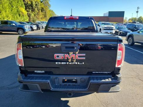 Used 2022 GMC Canyon Denali image 6