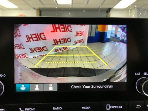 Used 2024 Honda HR-V LX image 28