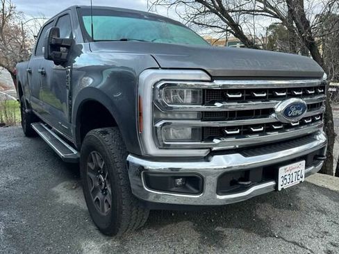 Used 2024 Ford F250 Lariat w/ FX4 Off-Road Package image 2