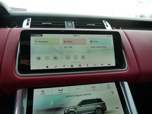 Used 2020 Land Rover Range Rover Sport SVR image 24