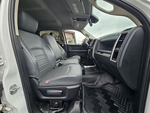 Used 2015 RAM 2500 Tradesman w/ Chrome Appearance Group AWD/4WD image 15