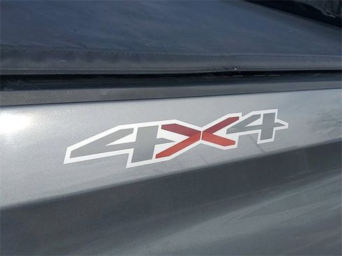 Used 2020 Chevrolet Silverado 1500 Custom w/ Custom Value Package image 6