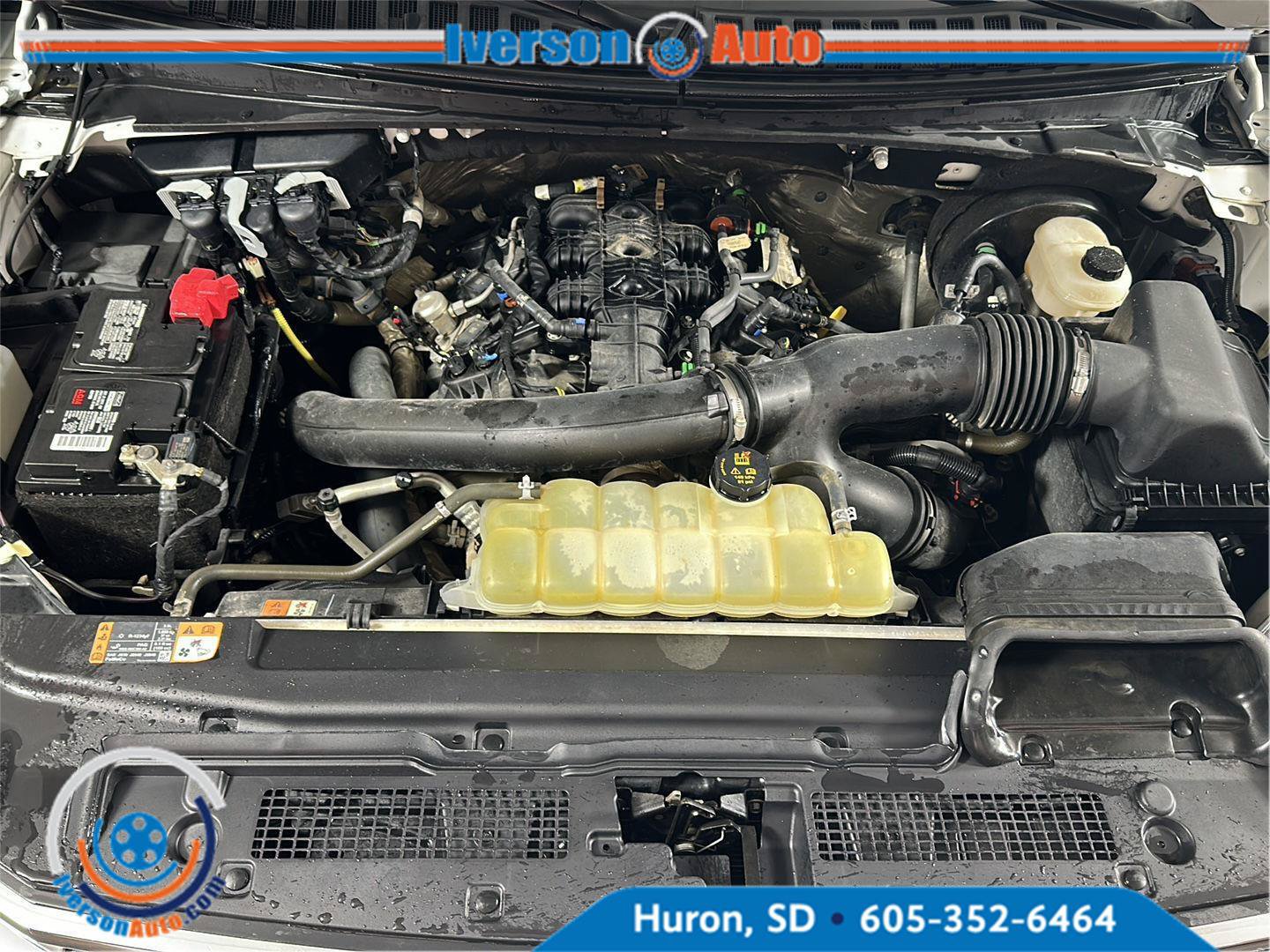 Used 2021 Ford Expedition Max Limited AWD/4WD image 3