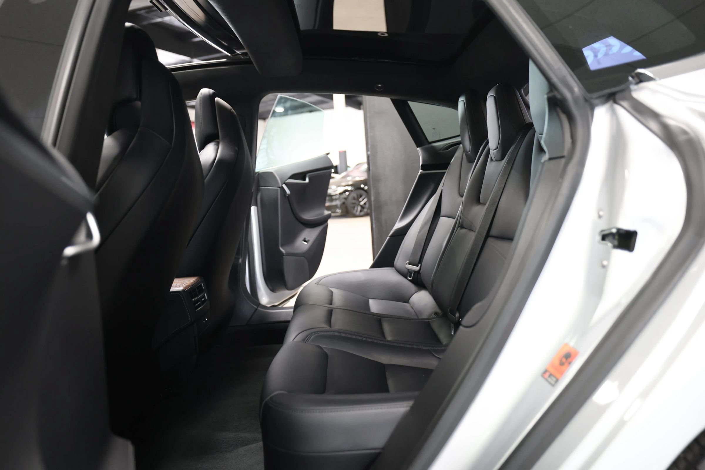 Used 2018 Tesla Model S 100D AWD/4WD image 45