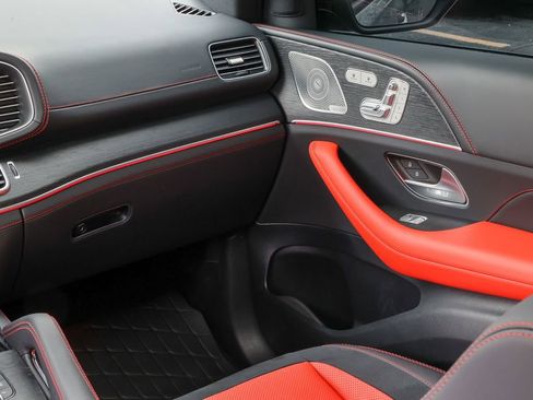 Used 2026 Mercedes-Benz GLE 53 AMG 4MATIC image 18