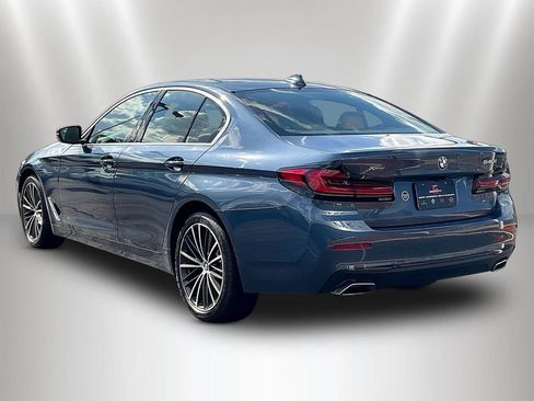 Used 2023 BMW 540i xDrive w/ Premium Package AWD/4WD image 4