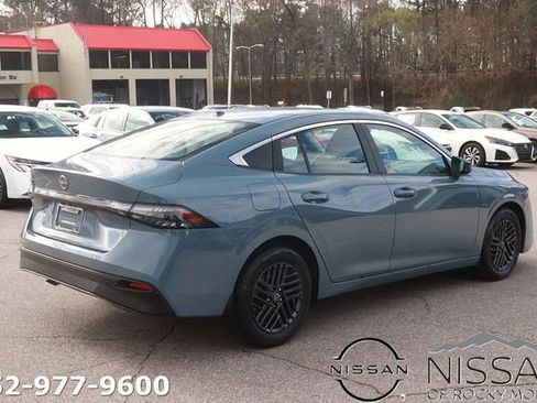 New 2026 Nissan Sentra SV FWD image 7