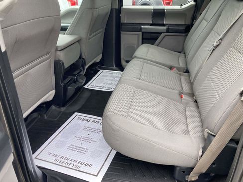 Used 2016 Ford F150 XLT RWD image 16