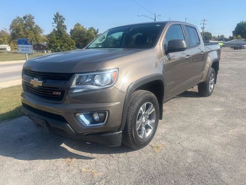 Used 2017 Chevrolet Colorado Z71 image 3