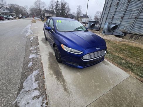 Used 2013 Ford Fusion S image 5