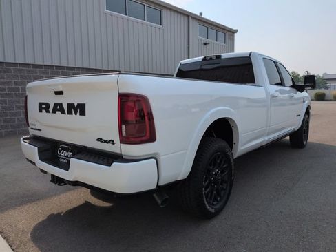 Used 2026 RAM 3500 Limited AWD/4WD image 3