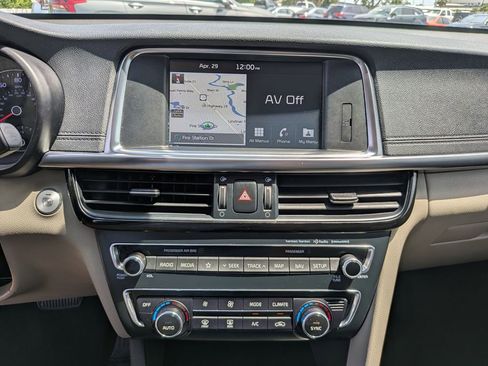 Used 2018 Kia Optima EX w/ Technology Package FWD image 22