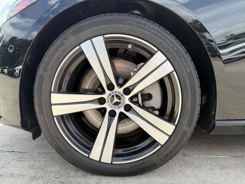 Certified 2025 Mercedes-Benz C 300 4MATIC Sedan image 4