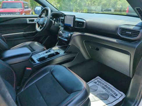 Used 2023 Ford Explorer ST-Line w/ Class IV Trailer Tow Package RWD image 14