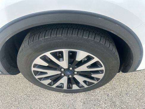 Used 2020 Ford Escape SE Sport AWD/4WD image 16