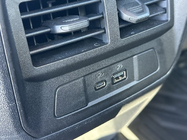 Used 2024 Chevrolet Colorado Z71 w/ Z71 Convenience Package 2 AWD/4WD image 18
