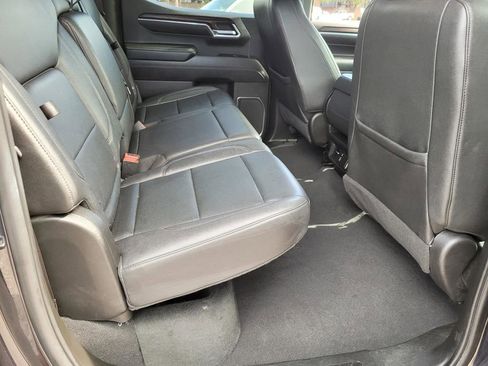 Used 2024 GMC Sierra 1500 SLT RWD image 11