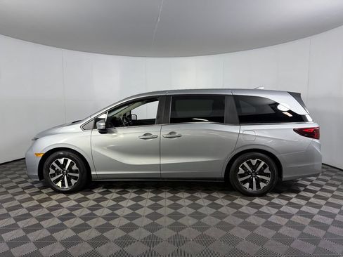 Used 2025 Honda Odyssey EX-L image 10
