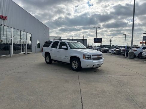 Used 2013 Chevrolet Tahoe LS w/ Convenience Package image 3