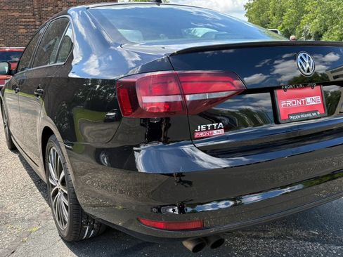 Used 2016 Volkswagen Jetta Sport FWD image 7