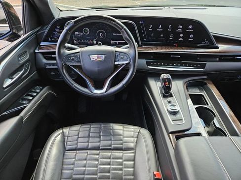 Used 2023 Cadillac Escalade Premium Luxury Platinum w/ LPO, Radiant Package AWD/4WD image 12