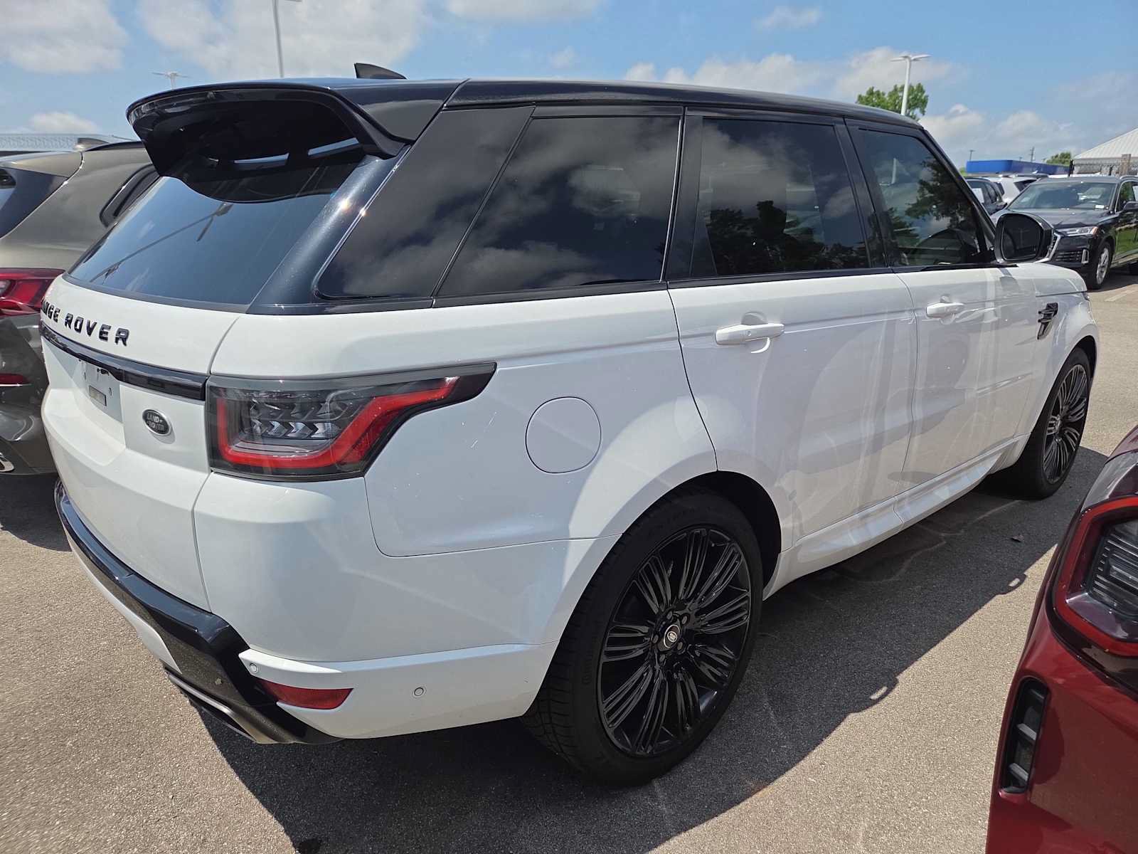 Used 2019 Land Rover Range Rover Sport Supercharged AWD/4WD image 4