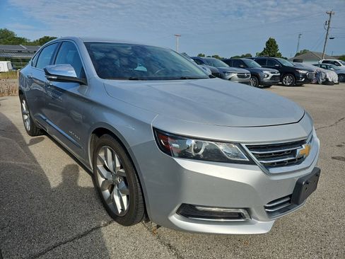 Used 2017 Chevrolet Impala Premier FWD image 2