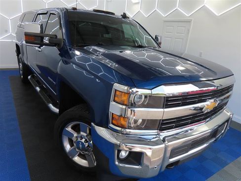 Used 2016 Chevrolet Silverado 2500 LTZ w/ Duramax Plus Package AWD/4WD image 5