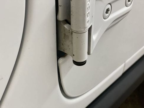 Used 2025 Jeep Wrangler Unlimited Rubicon image 31