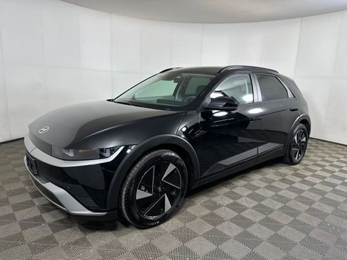 Used 2025 Hyundai Ioniq 5 SEL image 7