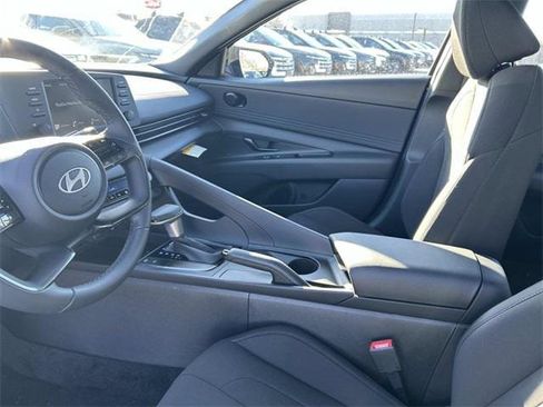 New 2026 Hyundai Elantra Sport image 6