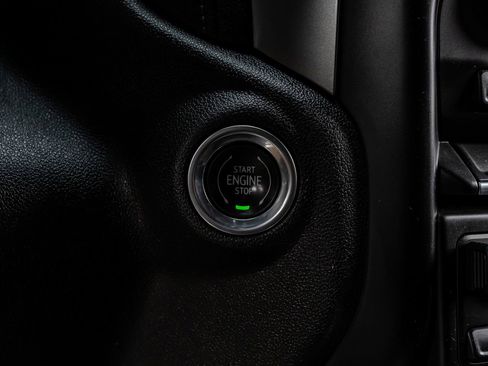 Used 2021 Chevrolet Silverado 1500 LT Trail Boss w/ Convenience Package II image 22